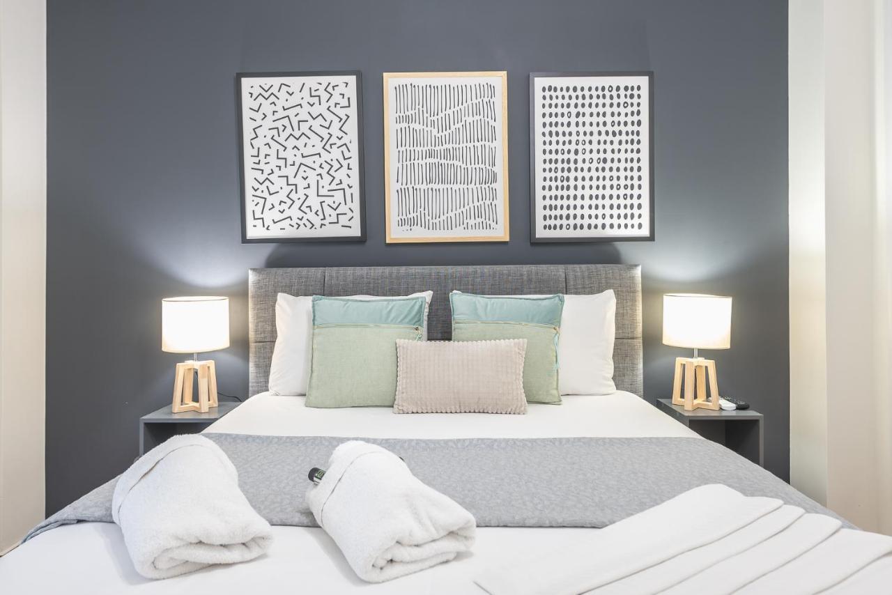 Elegant Suite By Cloudkeys เอเธนส์ ภายนอก รูปภาพ